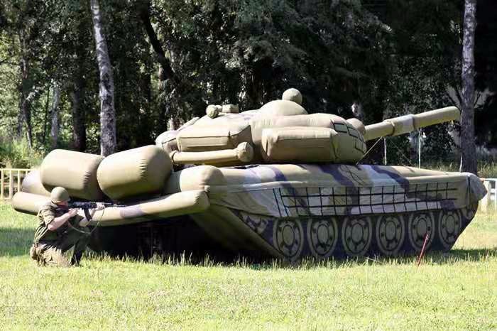 黔西南军用坦克